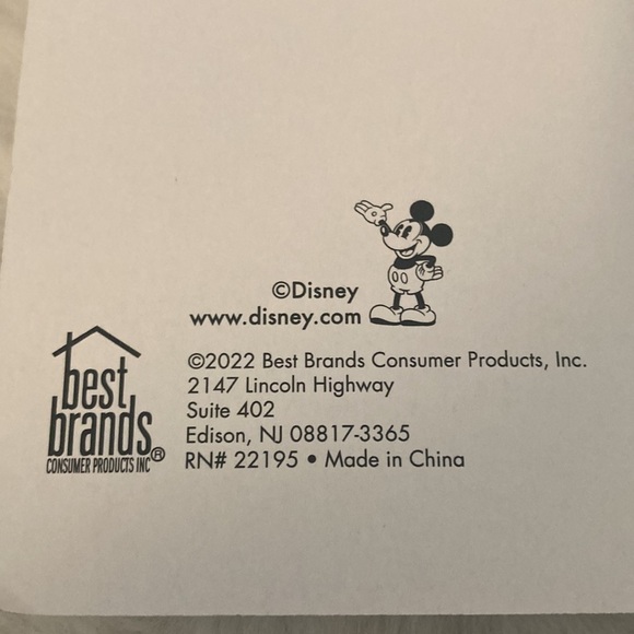 Disney Mickey Mouse Christmas 4 Piece Spatula and Cookie Cutter Set - Picture 8 of 8